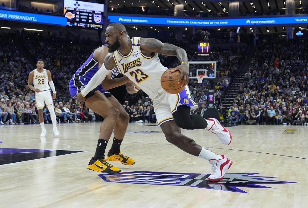 佩奇和队友 佩奇和队友