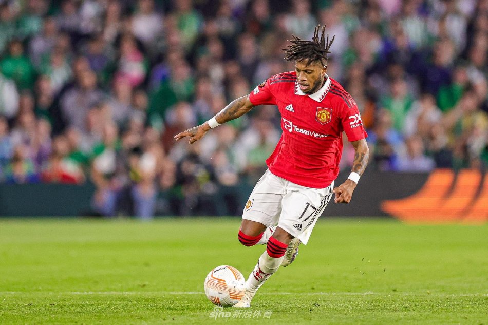 球员曾因队 球员曾因队