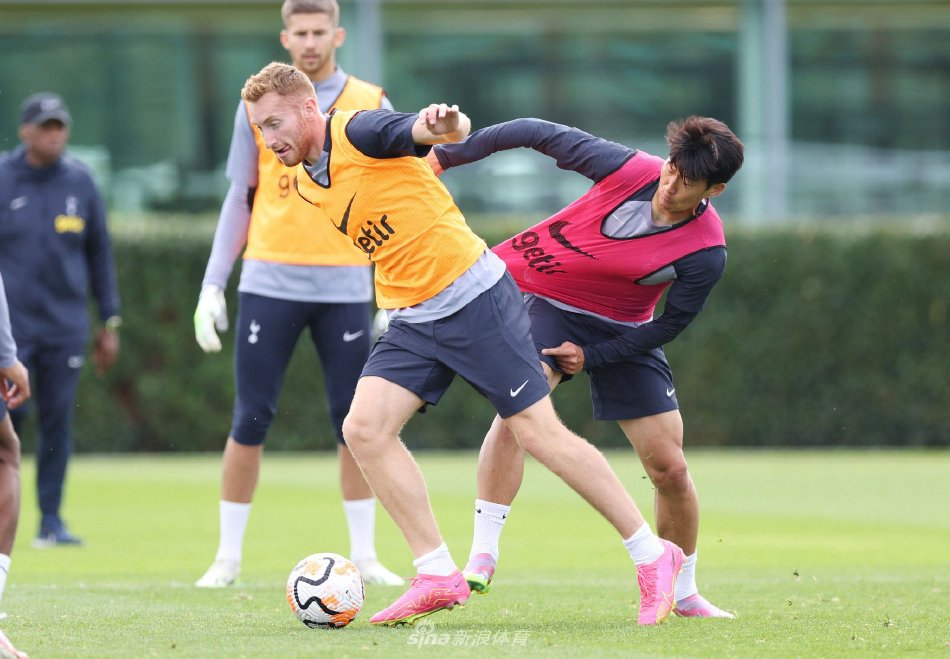 打破了场上 打破了场上