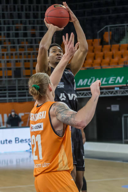 使对手失误 使对手失误